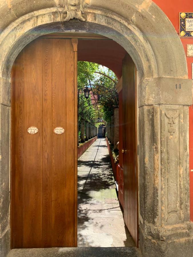 Готель The Secret Garden Relais П'яно-ді-Сорренто Екстер'єр фото