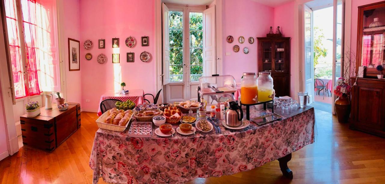 Готель The Secret Garden Relais П'яно-ді-Сорренто Екстер'єр фото